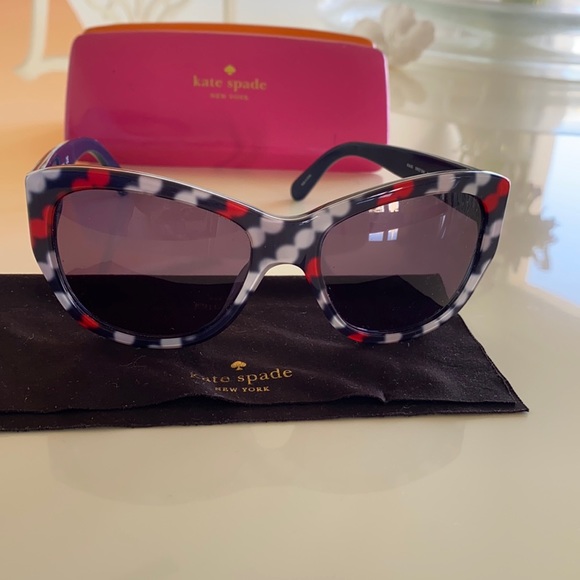 kate spade Accessories - Kate spade Sun glasses Kia/s